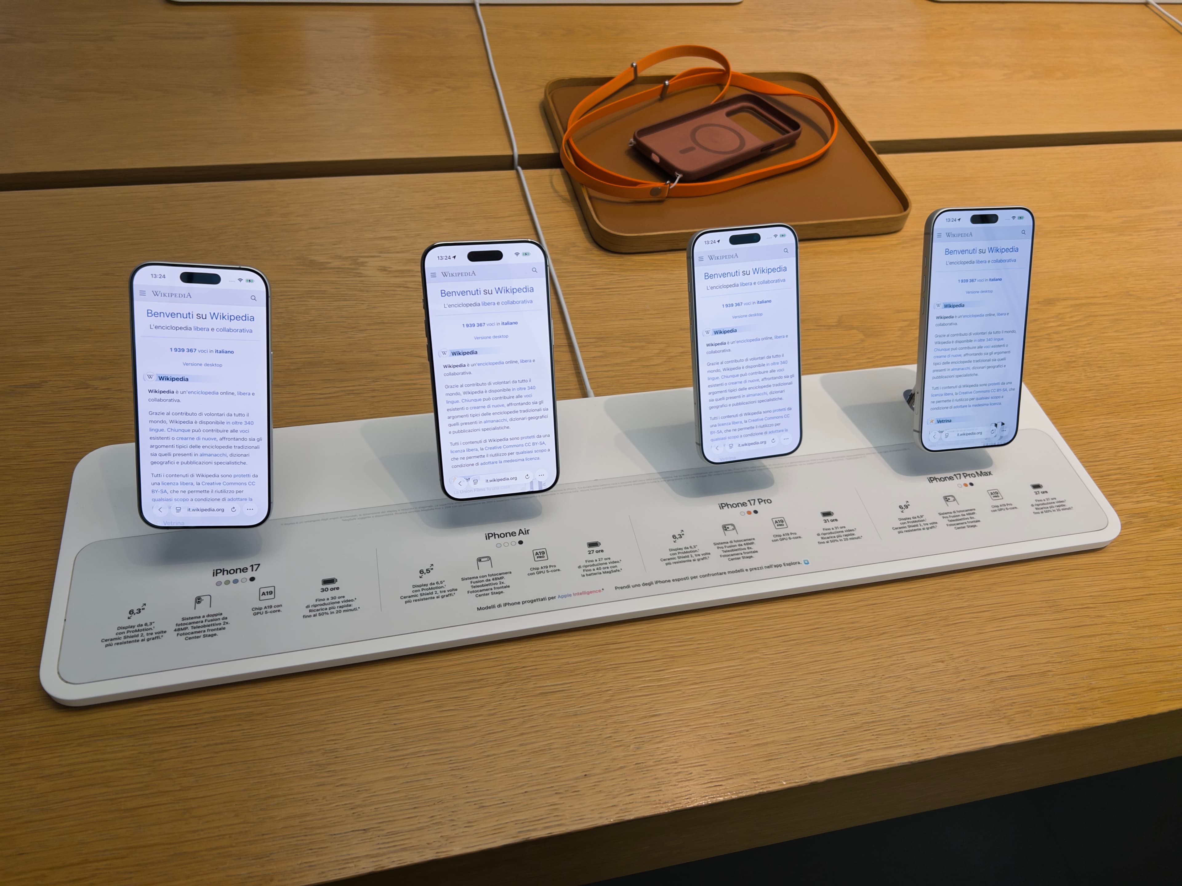iPhone dobrável chega ao Brasil por até R$ 31 mil; pré-venda começou hoje
